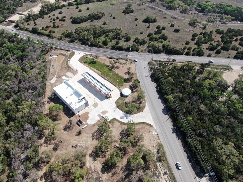NE Corner of RM 2325 & Jacob's Well Rd, Wimberley, TX à vendre - Photo de l’immeuble – Image 3 sur 13