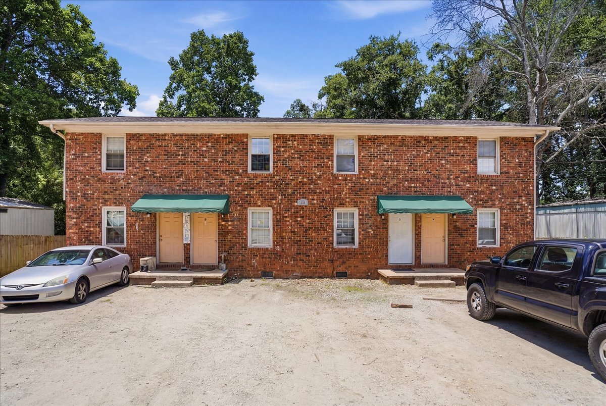 18 Gandy Ave, Taylors, SC à vendre Photo de l’immeuble– Image 1 sur 21