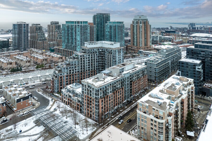 1005 King St W, Toronto, ON à louer - Aérien – Image 3 sur 4