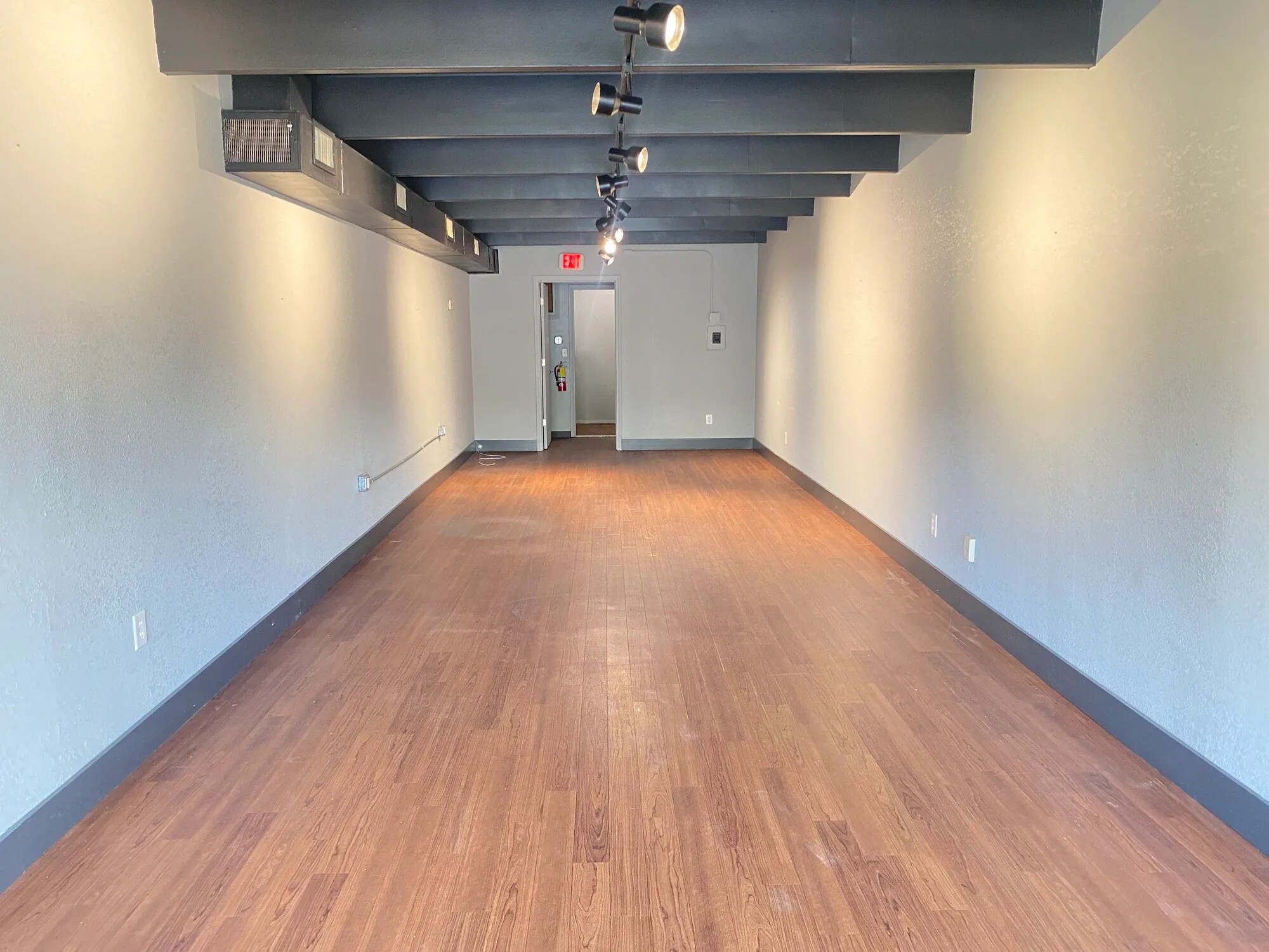 243 SW 3rd St, Winter Haven, FL à louer Photo intérieure– Image 1 sur 5