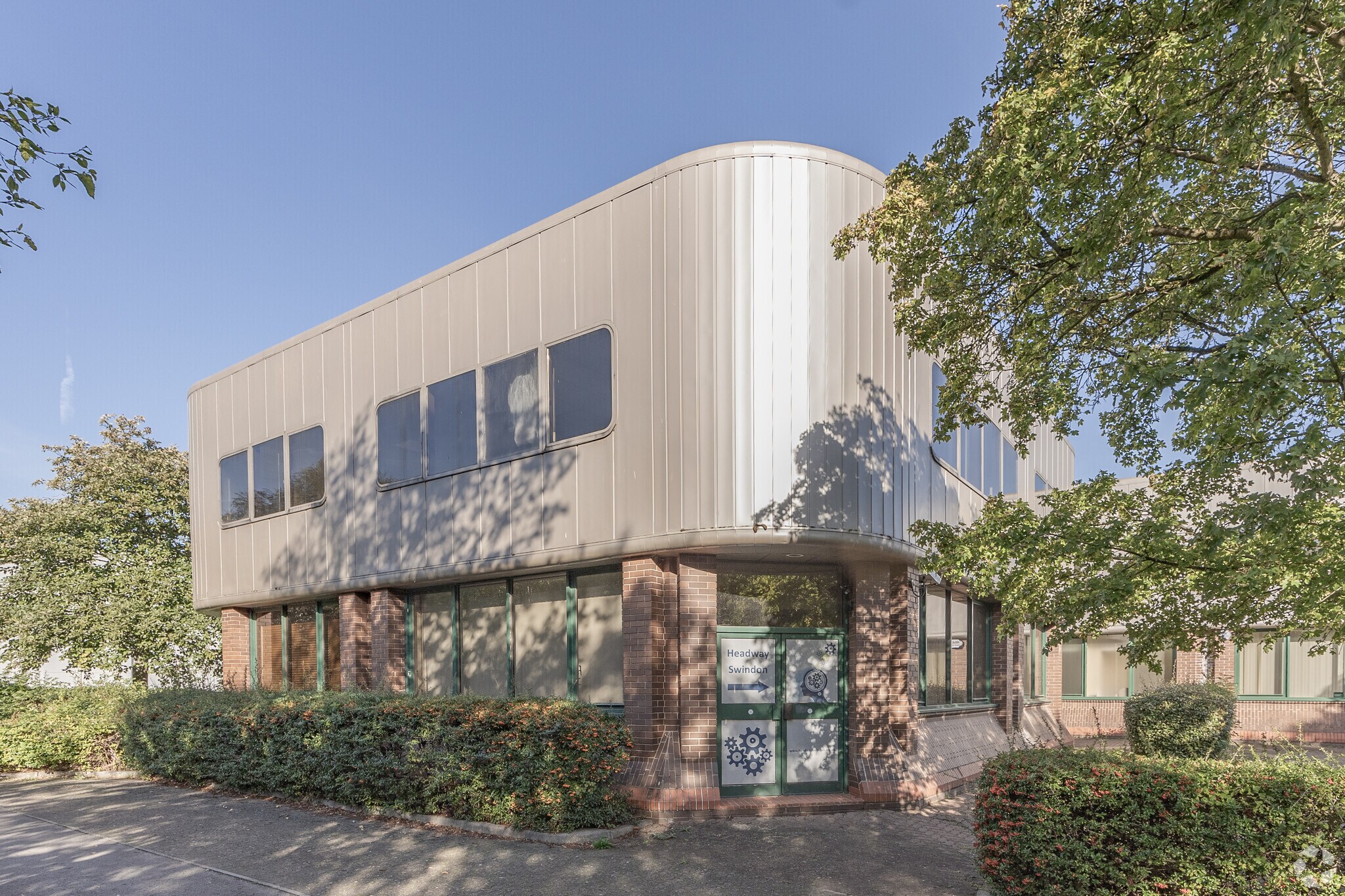 Dorcan Complex, Swindon à vendre Photo principale– Image 1 sur 3