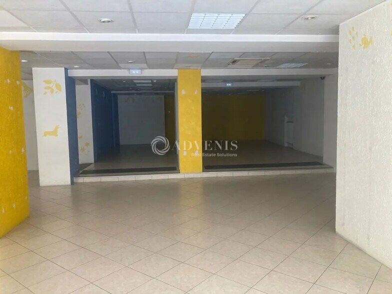 Local commercial dans Vendôme à louer - Photo de l’immeuble – Image 2 sur 5