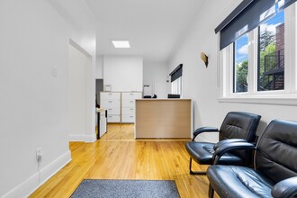 822-824 Av Montréal, Montréal, QC à louer Photo intérieure– Image 1 sur 16