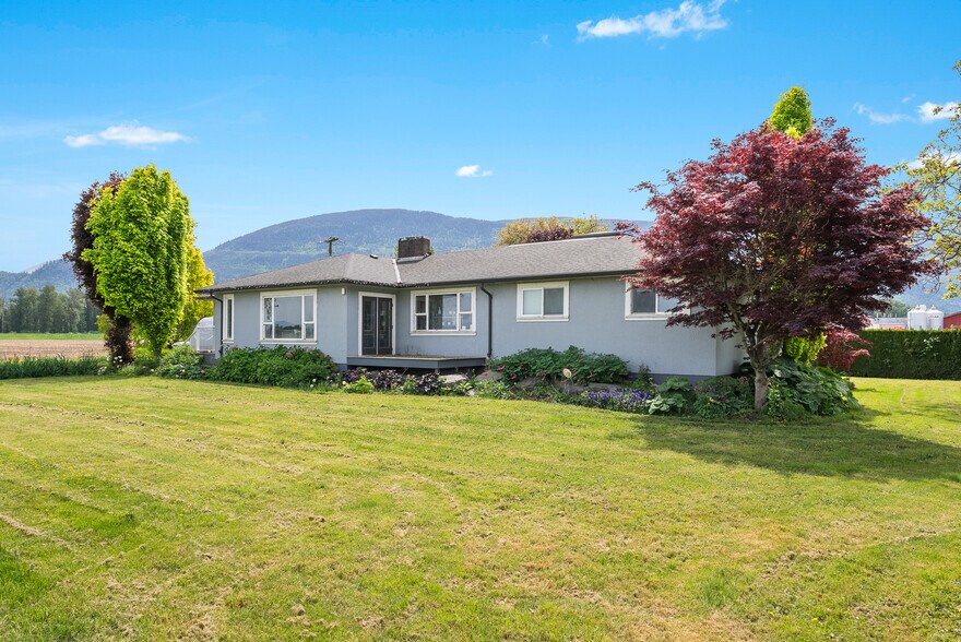42238 Sinclair Rd, Chilliwack, BC à vendre - Photo de l’immeuble – Image 3 sur 45