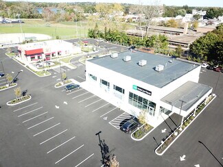 Plus de détails pour 275 Atwood Ave, Cranston, RI - Local commercial à louer