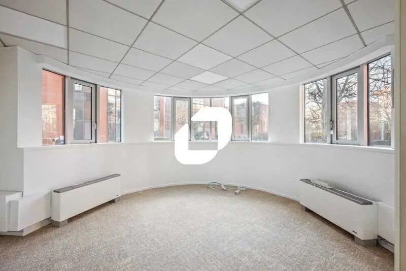 13-15 Rue Jeanne Braconnier, Meudon à louer - Photo de l’immeuble – Image 1 sur 26