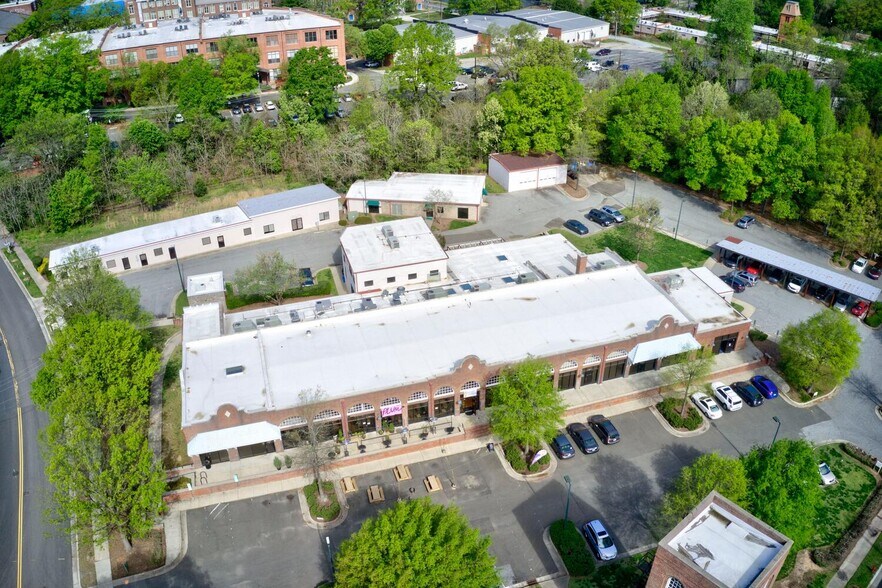 501 Washington St, Durham, NC à louer - Photo de l’immeuble – Image 2 sur 5