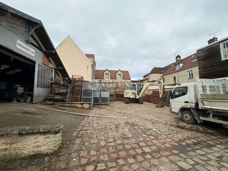 25 Rue Nationale, La Queue-les-Yvelines à louer - Photo de l’immeuble – Image 3 sur 5