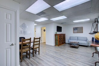 2130 Geer Rd, Turlock, CA à louer Photo intérieure– Image 1 sur 21