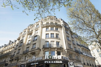 35 Avenue Des Champs Elysées, Paris à louer Photo intérieure– Image 1 sur 8