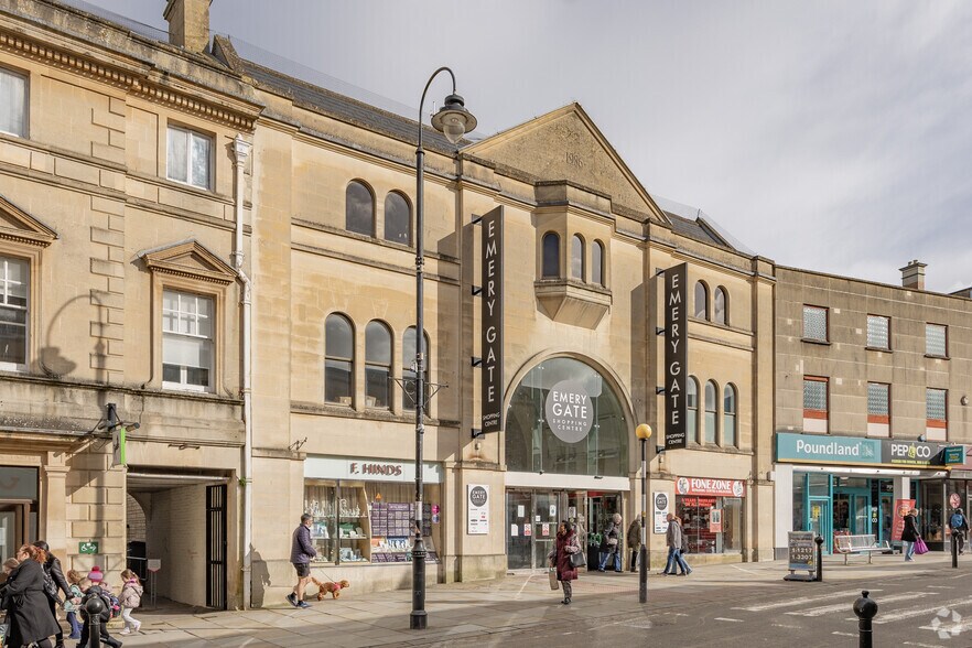 Emery Gate, Chippenham à louer - Photo principale – Image 1 sur 8