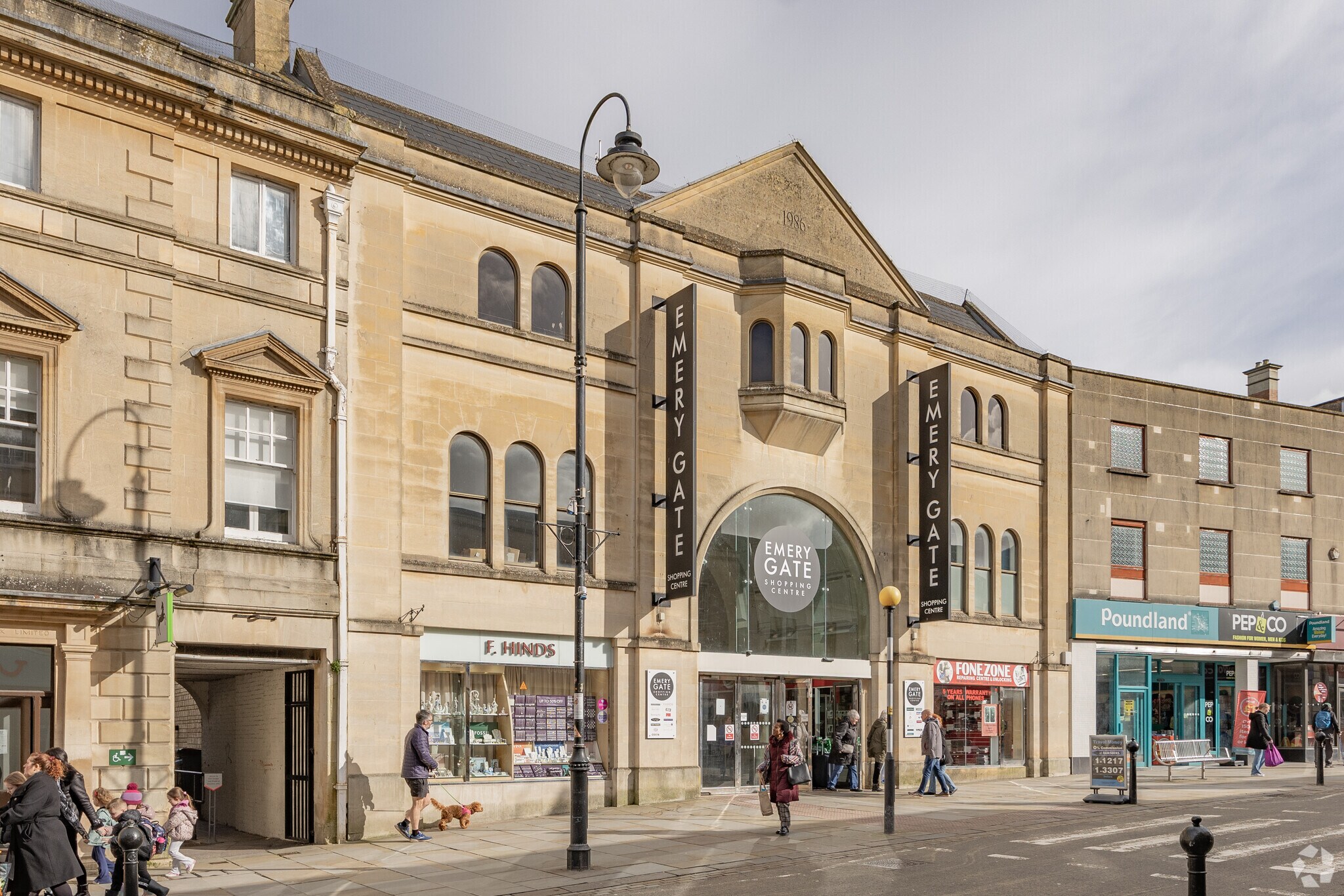 Emery Gate, Chippenham à louer Photo principale– Image 1 sur 9
