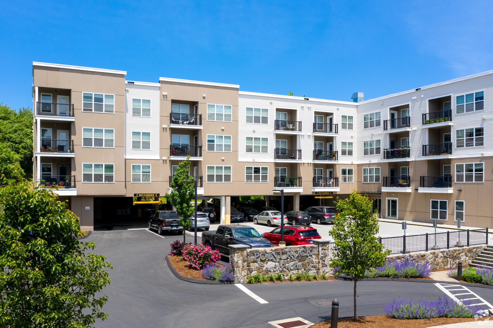 34 Oakwood Ave, Norwalk, CT à louer Photo principale– Image 1 sur 28