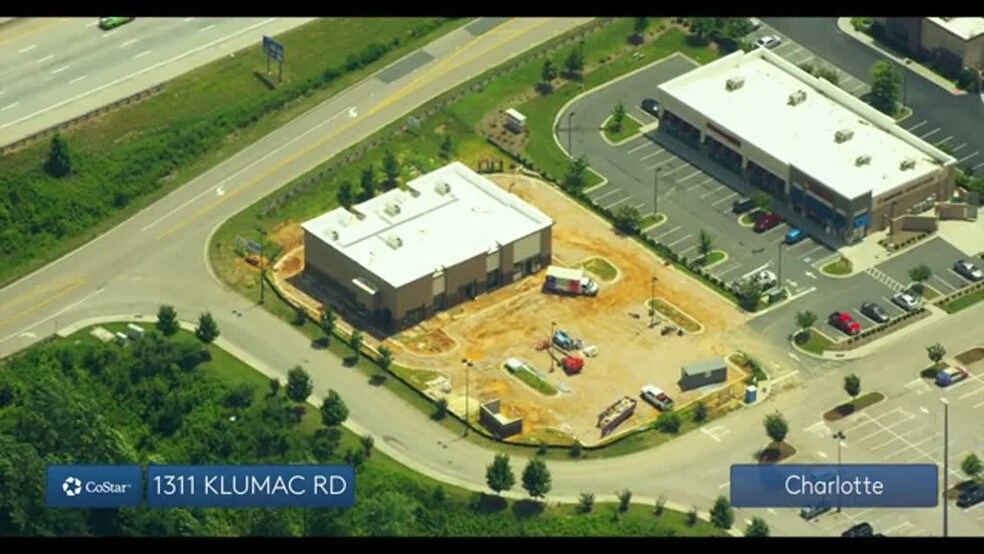 1303-1307 Klumac Rd, Salisbury, NC à vendre - Vidéo aérienne – Image 2 sur 7