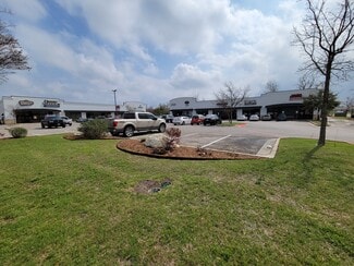 Plus de détails pour 1615 Grand Avenue Pky, Pflugerville, TX - Local commercial à louer