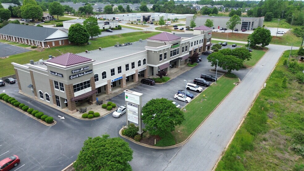 2-100 Halter Dr, Piedmont, SC à louer - Photo de l’immeuble – Image 3 sur 7