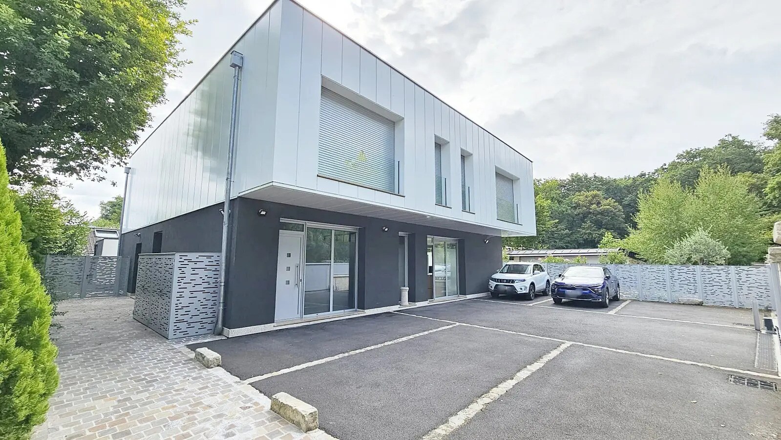 13 Bis Rue De La Louvetiere, Pontault-Combault à louer Photo de l’immeuble– Image 1 sur 12
