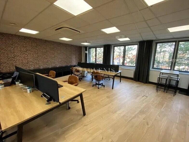 Bureau dans Saint-Germain-en-Laye à louer - Photo de l’immeuble – Image 2 sur 6
