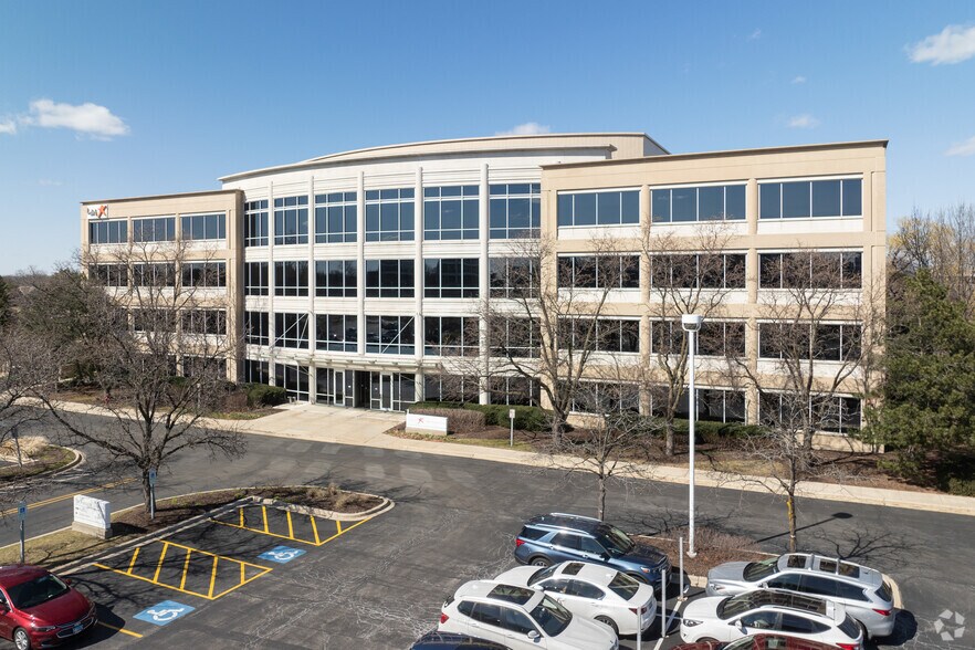 6 Parkway Blvd N, Deerfield, IL à louer - Photo de l’immeuble – Image 2 sur 9