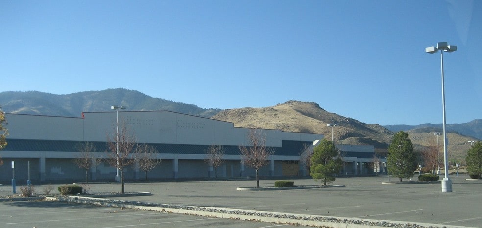 3456 N Carson St, Carson City, NV à louer - Photo de l’immeuble – Image 2 sur 2
