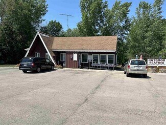 Plus de détails pour 814 W State St, Fox Lake, WI - Local commercial à vendre