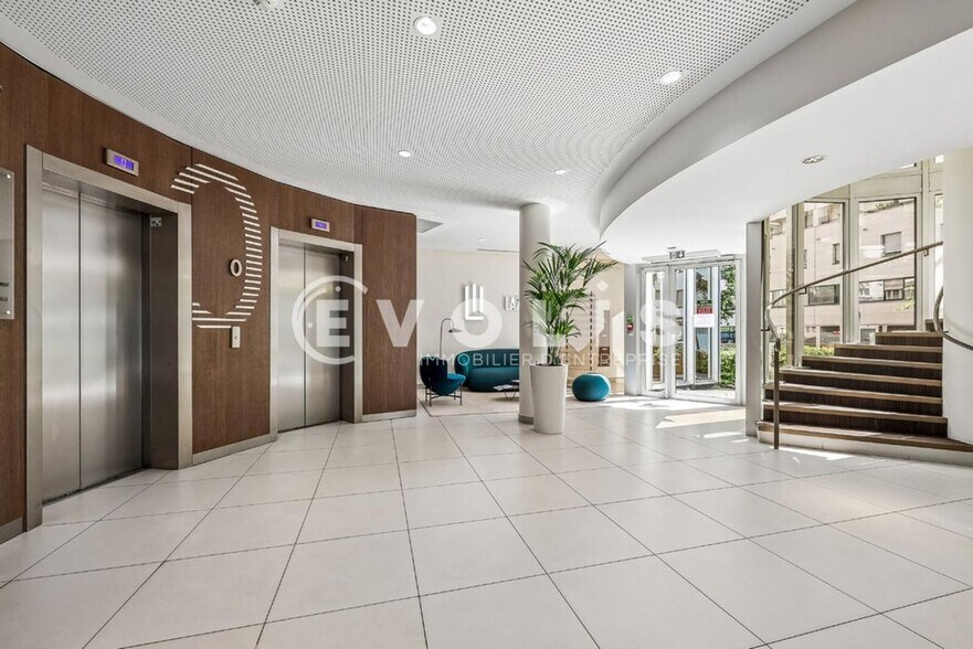 9 Boulevard Du General De Gaulle, Montrouge à louer - Hall d’entrée – Image 2 sur 16