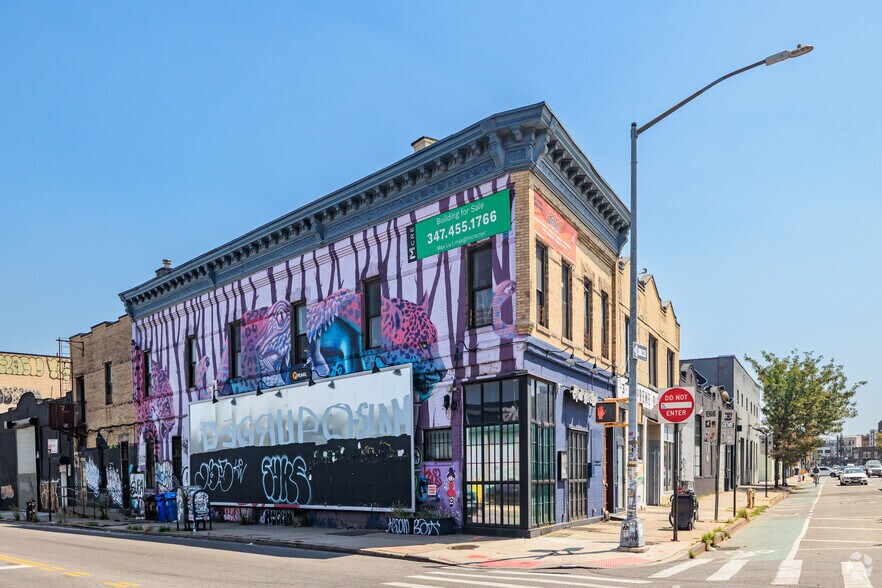 1 Knickerbocker Ave, Brooklyn, NY à louer - Photo principale – Image 1 sur 11