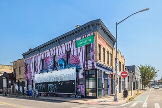 Plus de détails pour 1 Knickerbocker Ave, Brooklyn, NY - Bureau à louer