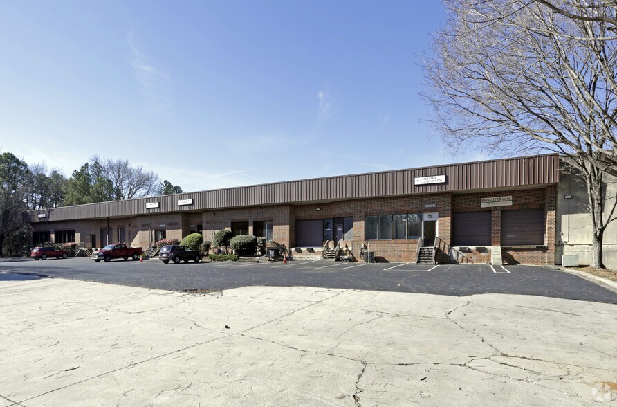 1804 Montreal Ct, Tucker, GA à louer - Photo de l’immeuble – Image 3 sur 4