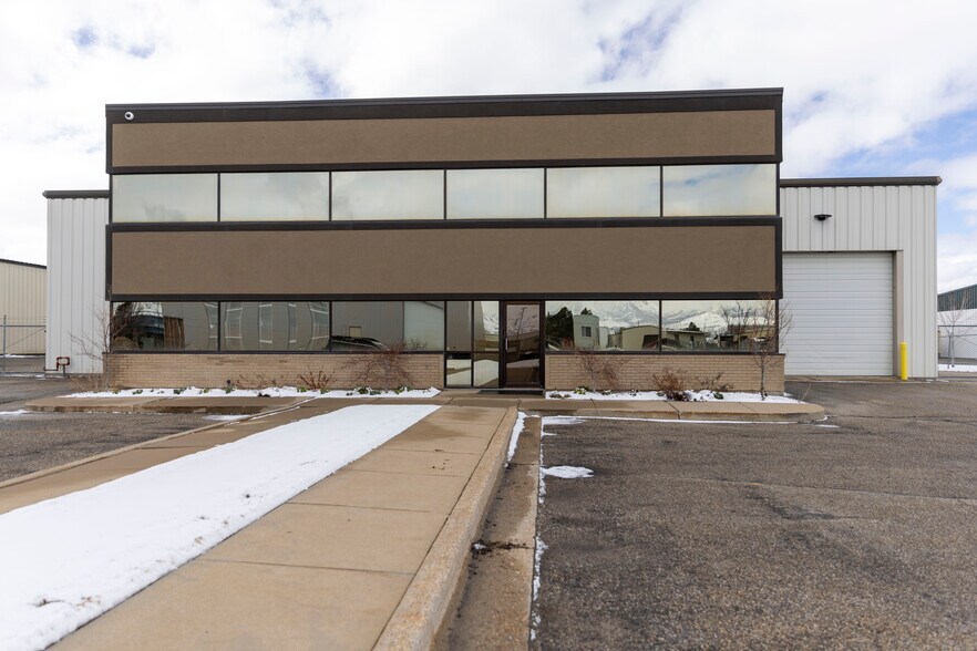 1661 W 2750 S, Ogden, UT à louer - Photo de l’immeuble – Image 3 sur 28