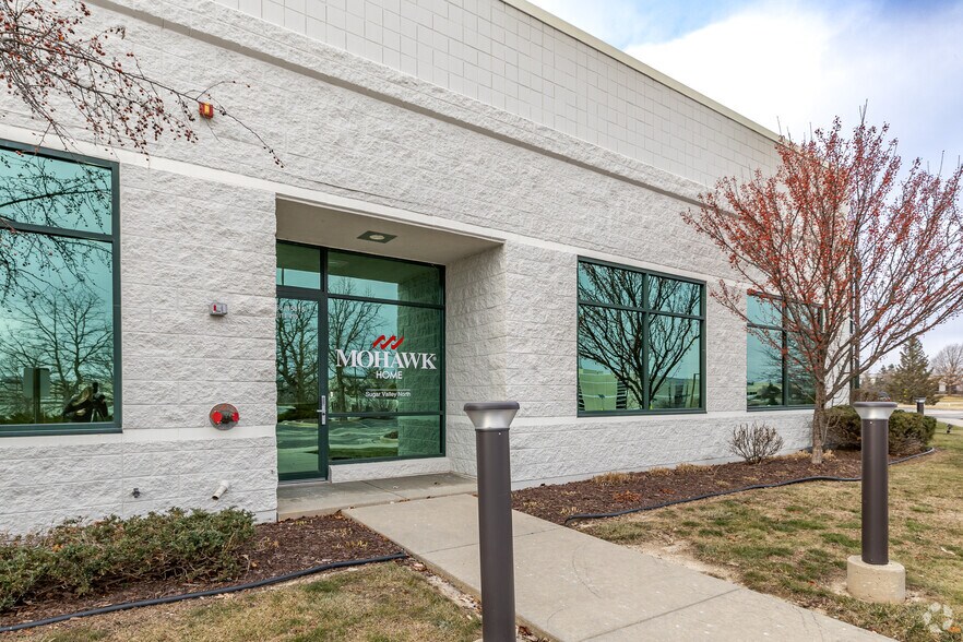 W165 N5815 Ridgewood Dr, Menomonee Falls, WI à louer - Photo intérieure – Image 3 sur 10