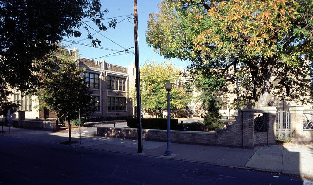 909 Green St, Harrisburg, PA à louer Photo principale– Image 1 sur 27