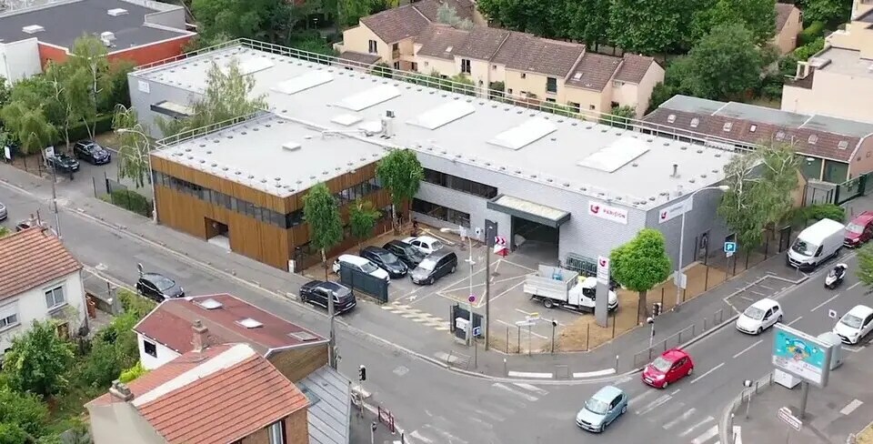 Bureau dans Bagnolet à louer - Photo de l’immeuble – Image 2 sur 13