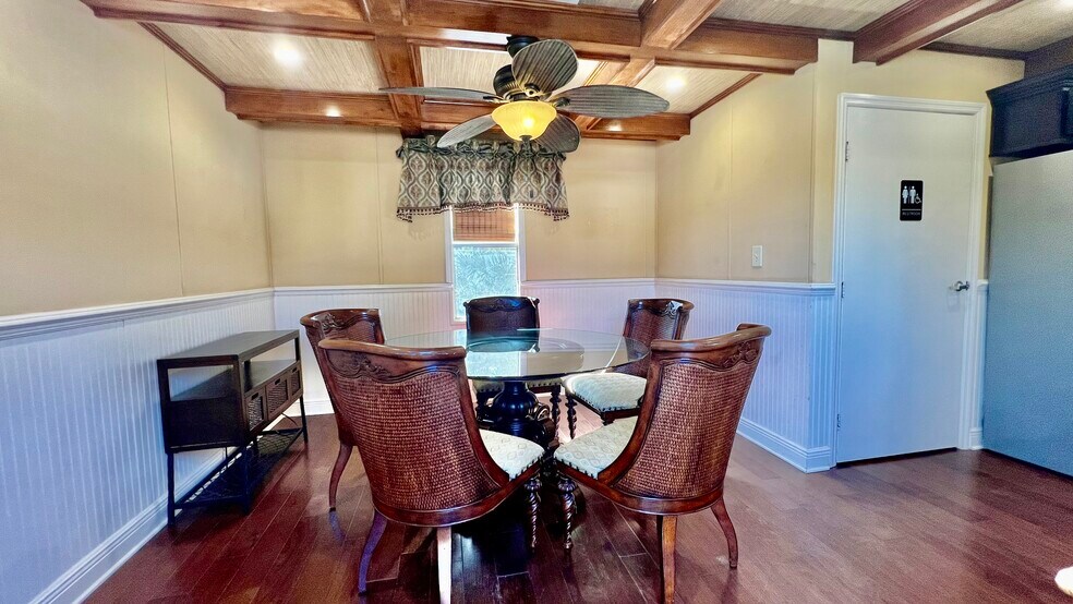 5703 S Macdill Ave, Tampa, FL à louer - Photo de l’immeuble – Image 3 sur 14