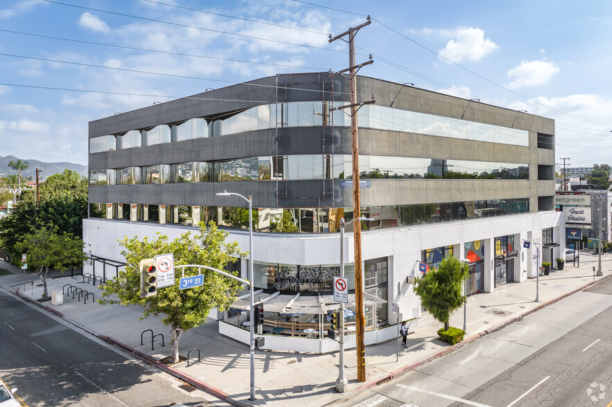 8065-8075 W 3rd St, Los Angeles, CA à vendre - Photo principale – Image 1 sur 34