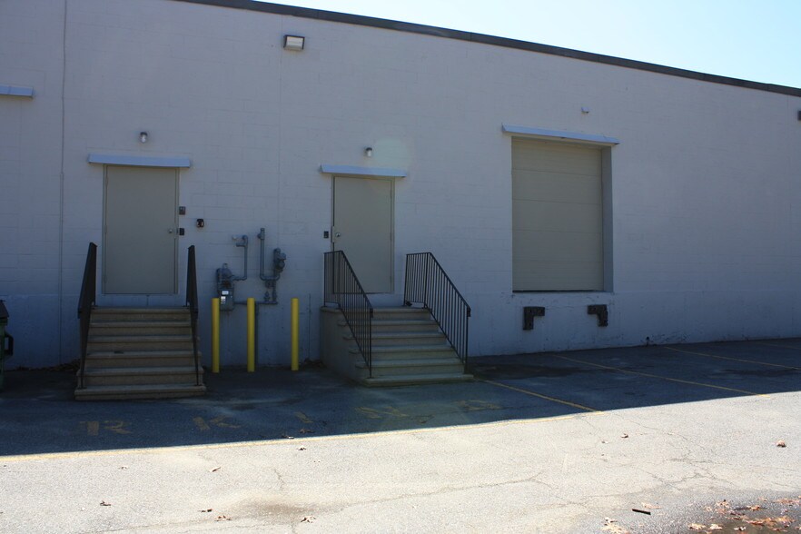 187 Billerica Rd, Chelmsford, MA à louer - Photo de l’immeuble – Image 3 sur 12