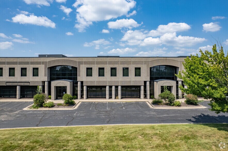 14400 College Blvd, Lenexa, KS à vendre - Photo de l’immeuble – Image 2 sur 5