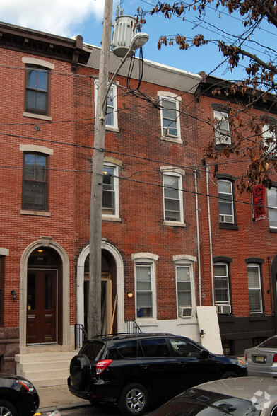 1706 N 16th St, Philadelphia, PA à vendre - Photo principale – Image 1 sur 2