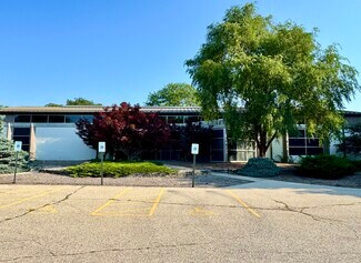 Plus de détails pour 2525 3 Mile Rd, Racine, WI - Local d'activités à louer