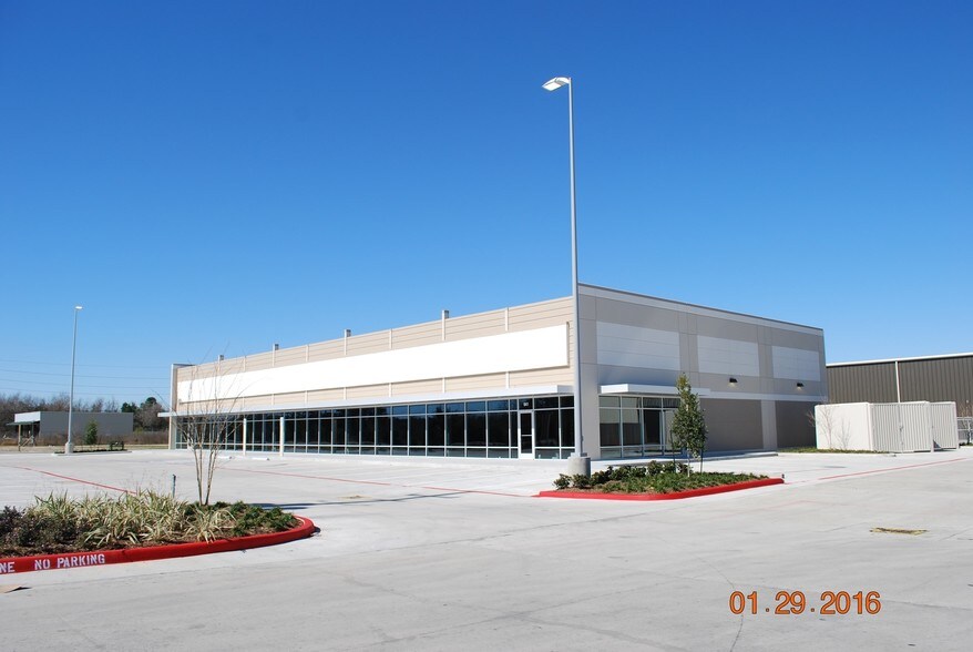 641 Rankin Rd, Houston, TX à louer - Photo principale – Image 2 sur 15