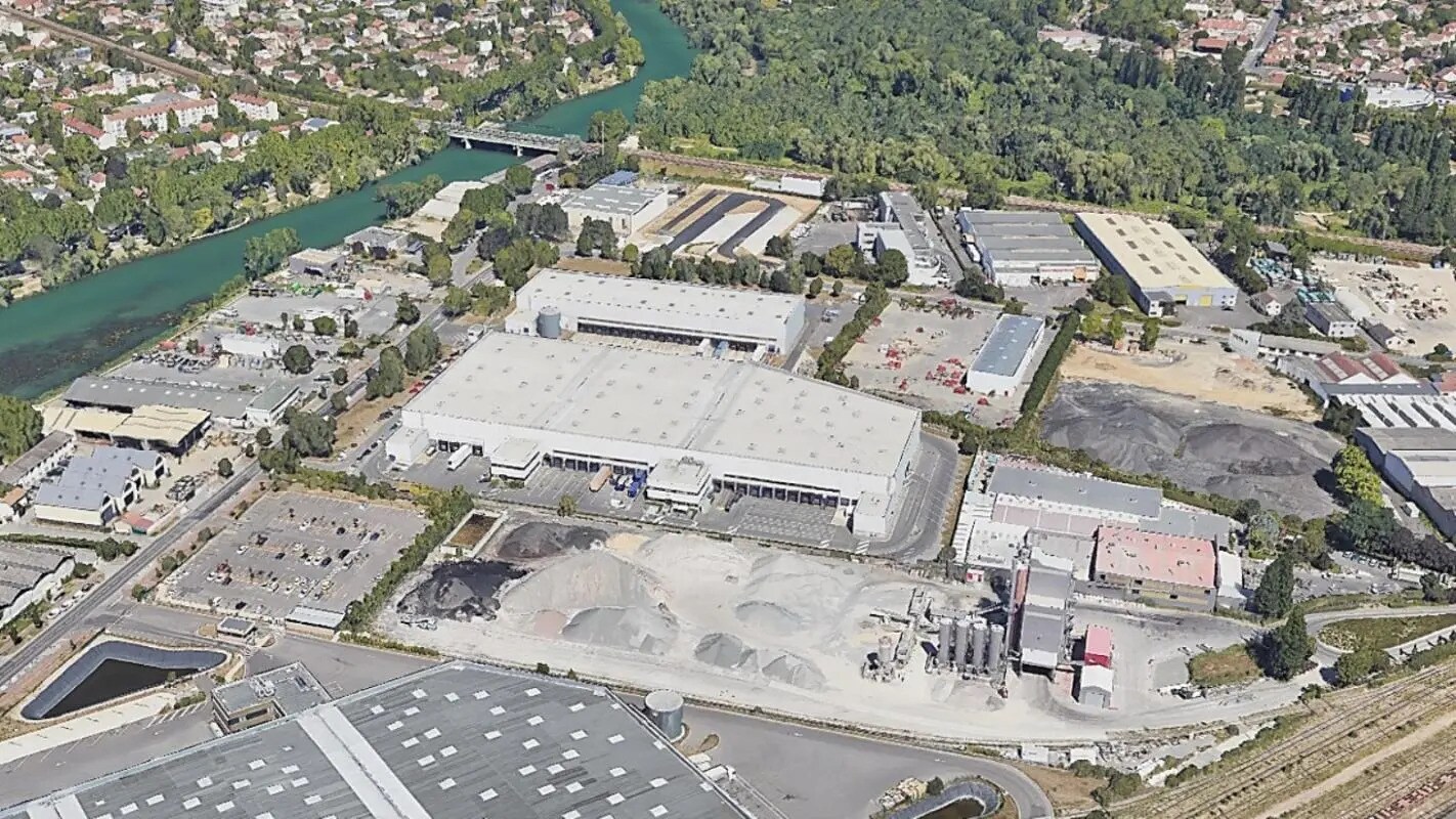 Industriel/Logistique dans Bonneuil-sur-Marne à louer Photo de l’immeuble– Image 1 sur 16