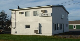 Plus de détails pour 90 Briggs St, Johnstown, NY - Local commercial à louer