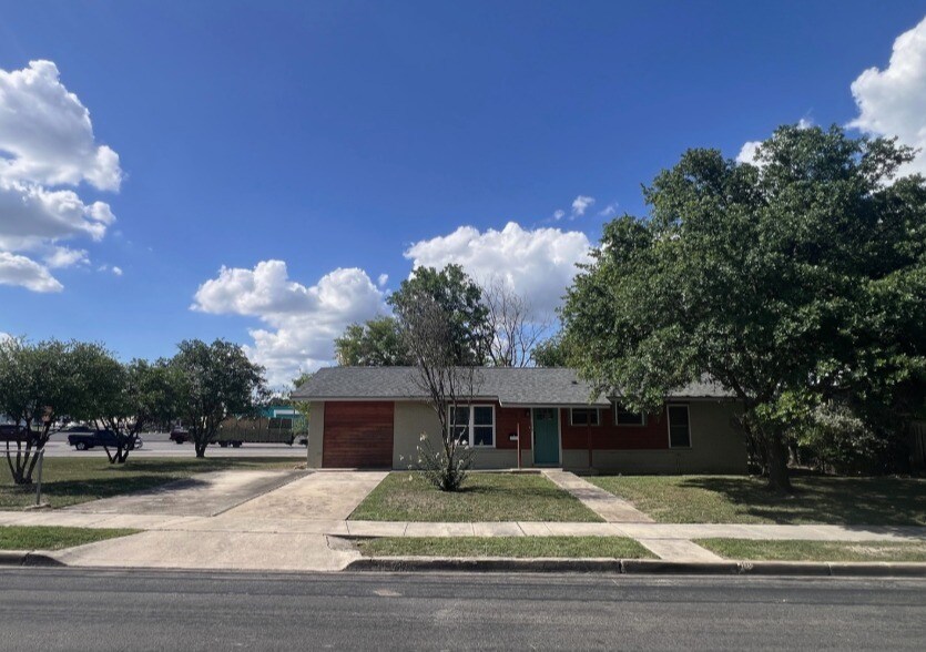 179 Marlena Dr, San Antonio, TX à louer Photo principale– Image 1 sur 2