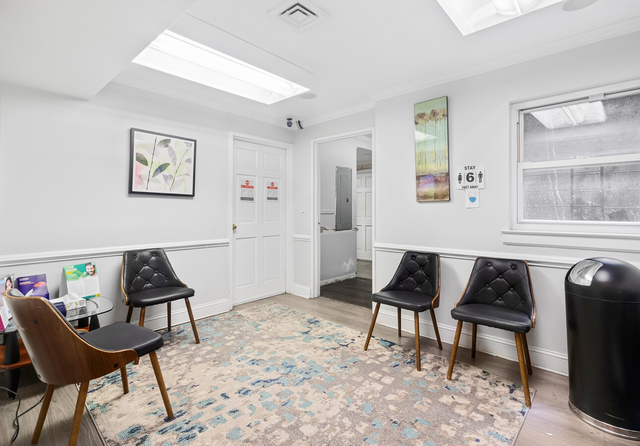 120 E 36th St, New York, NY 10016 - Lot LL - - Photo intérieure - Image 2 of 8