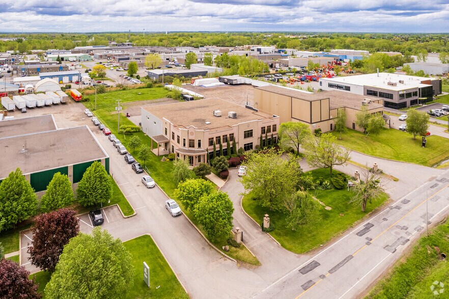 215 Av Liberté, Candiac, QC à louer - Aérien – Image 3 sur 3