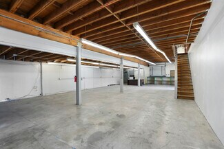 Plus de détails pour 19232 Beach Blvd, Huntington Beach, CA - Local commercial à louer