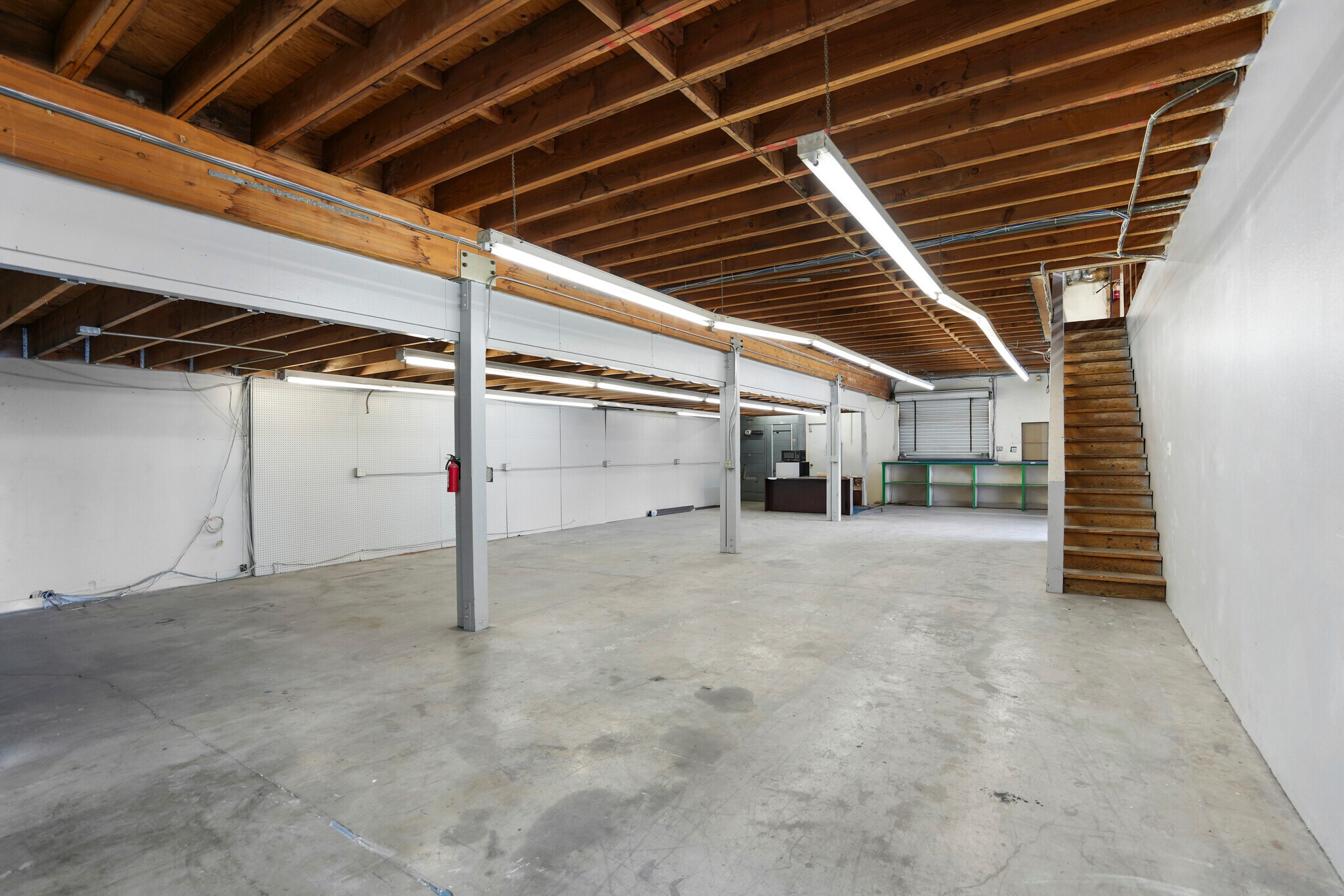 19232 Beach Blvd, Huntington Beach, CA à louer Photo de l’immeuble– Image 1 sur 12