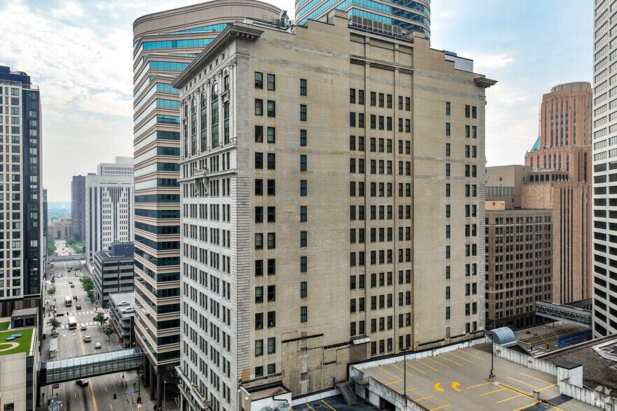 501 Marquette Ave, Minneapolis, MN à louer - Photo de l’immeuble – Image 2 sur 28
