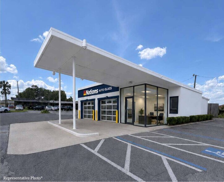 3001 Cypress Gardens Rd, Winter Haven, FL à vendre - Photo de l’immeuble – Image 1 sur 5