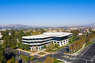 5050 Hopyard Rd, Pleasanton, CA - VUE AÉRIENNE  vue de carte - Image1